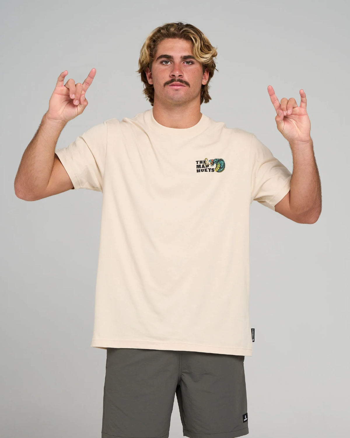 Frothy Fanging SS Tee Cement