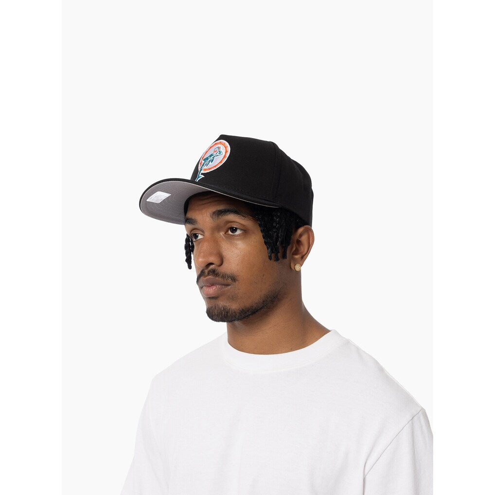 Miami Dolphins Pro Pitch Team Snapback - Black